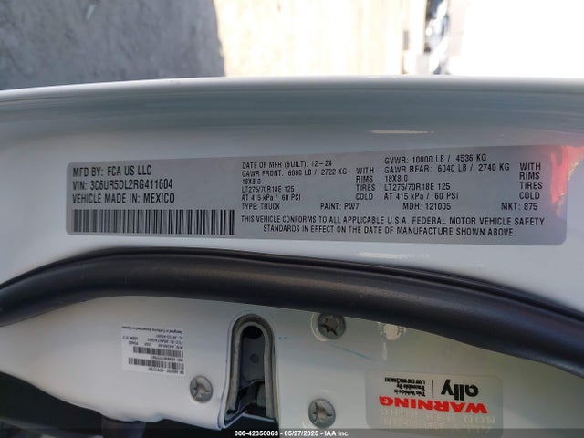 3C6UR5DL2RG411604 RAM 2024