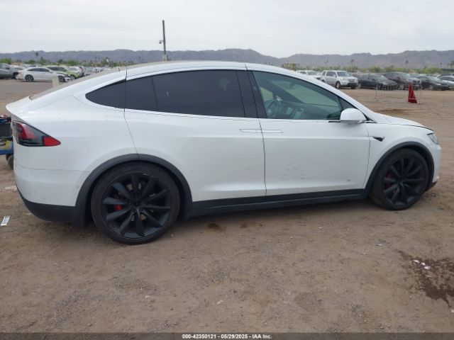 5YJXCBE40GF027899 Tesla Model X 75d/p100d/p90d