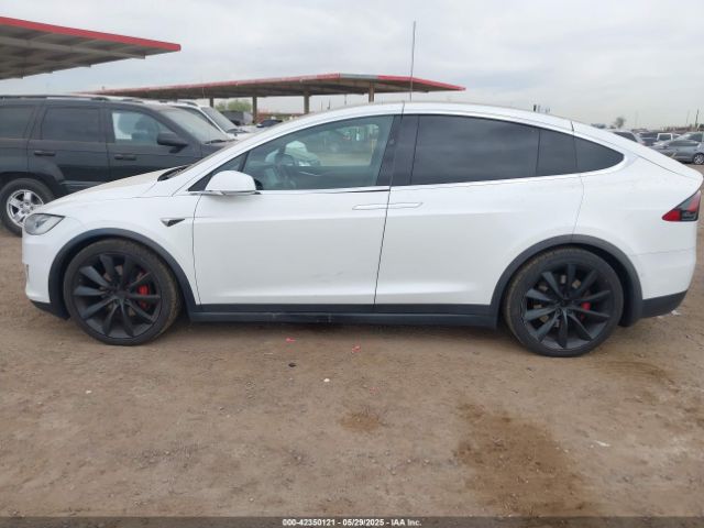 5YJXCBE40GF027899 Tesla Model X 75d/p100d/p90d