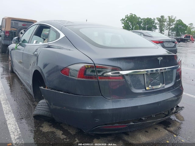 2020 TESLA MODEL S 5YJSA1E21LF413251 Photo 2