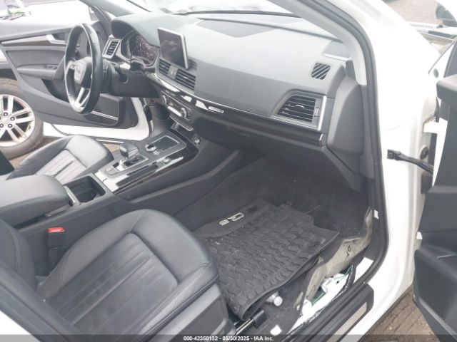 2018 AUDI Q5 WA1BNAFY6J2214696 Photo 4