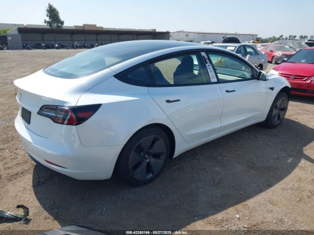 5YJ3E1EA6MF940333 Tesla 2021