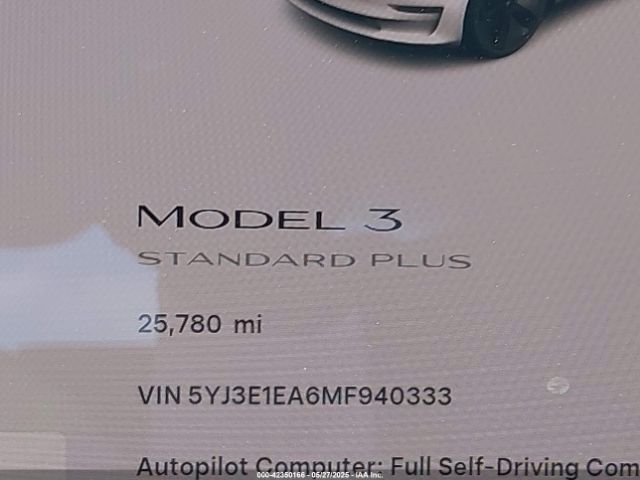 5YJ3E1EA6MF940333 Tesla 2021