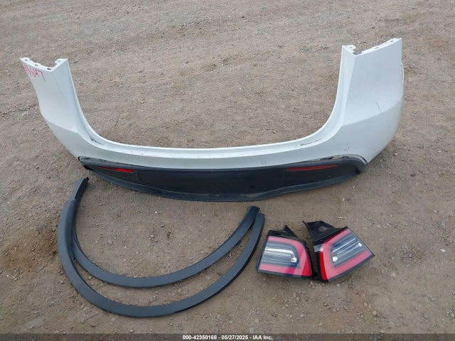 5YJYGDEF0LF056397 Tesla Model Y Long Range/performance Dual Motor All-wheel Drive