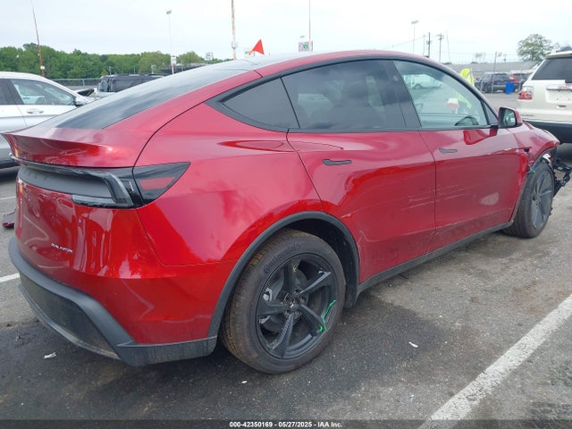 2026 TESLA MODEL Y 7SAYGDEE2TF334260 Photo 3