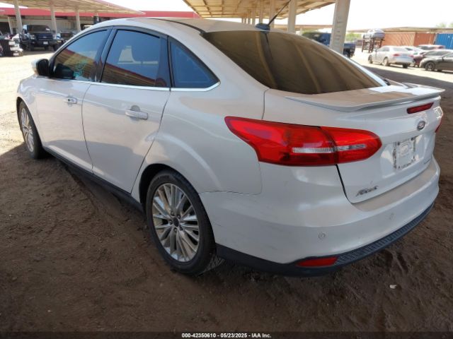 2015 FORD FOCUS 1FADP3J28FL256155 Photo 2