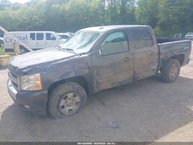 2011 CHEVROLET SILVERADO 1500 3GCPKSE30BG253017 Photo 1