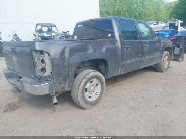 2011 CHEVROLET SILVERADO 1500 3GCPKSE30BG253017 Photo 3