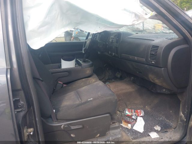 2011 CHEVROLET SILVERADO 1500 3GCPKSE30BG253017 Photo 4