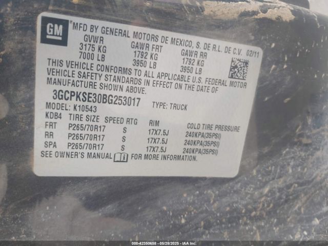 2011 CHEVROLET SILVERADO 1500 3GCPKSE30BG253017 Photo 8