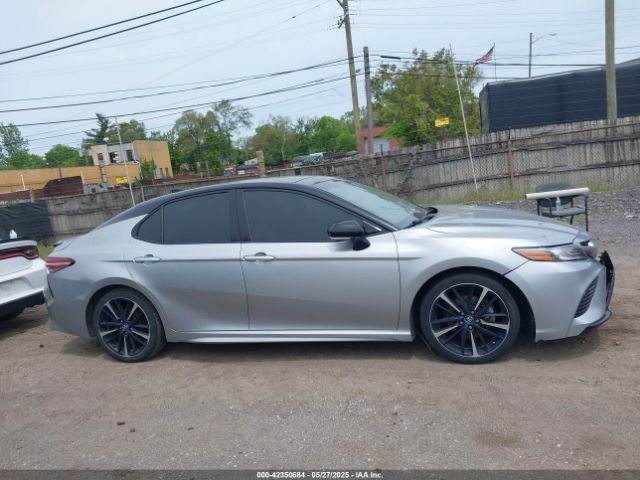 4T1B61HK6KU188744 Toyota CAMRY XSE