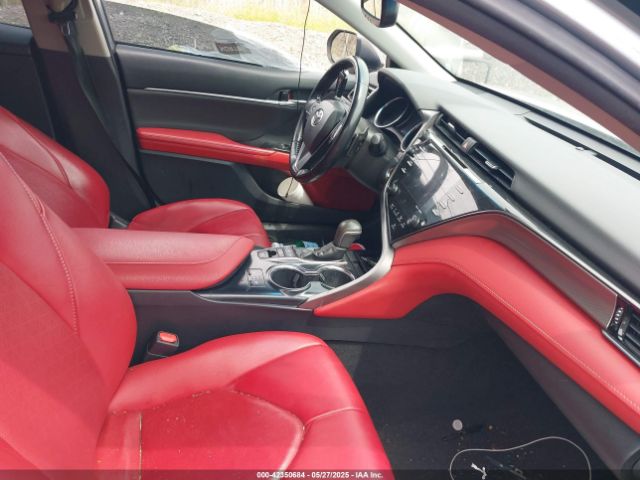 4T1B61HK6KU188744 Toyota CAMRY XSE