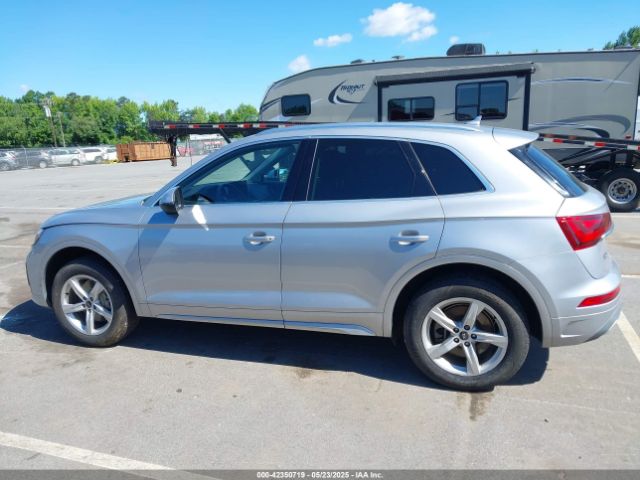 WA1AAAFY0M2002243 Audi Q5 Premium 45 Tfsi Quattro S Tronic