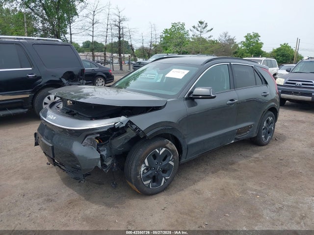 KNDCR3L18R5128401 KIA Niro