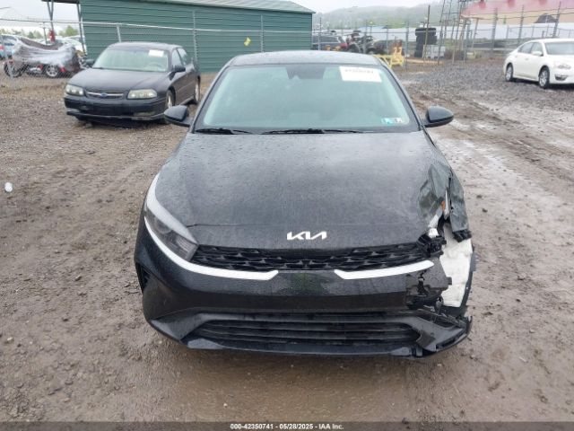 3KPF24AD3RE804925 KIA Forte Lxs