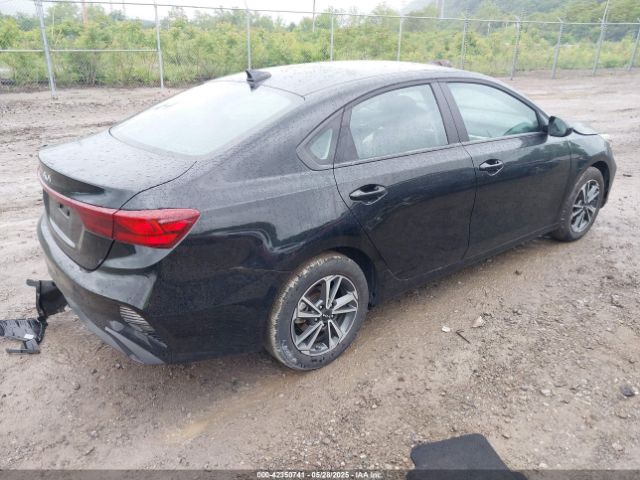 3KPF24AD3RE804925 KIA Forte Lxs