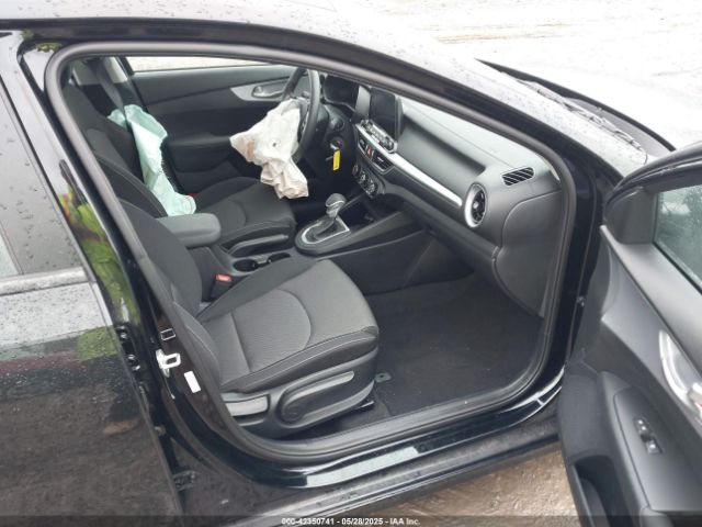 3KPF24AD3RE804925 KIA Forte Lxs