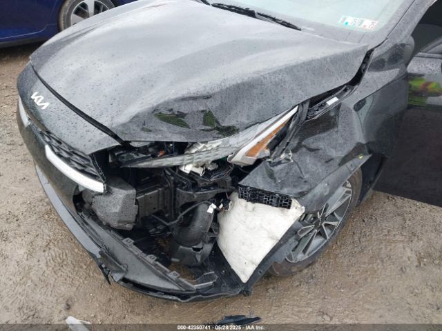 3KPF24AD3RE804925 KIA Forte Lxs