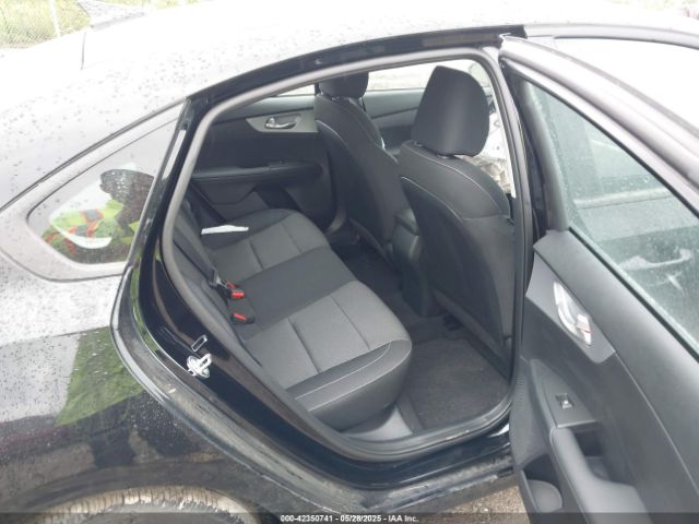 3KPF24AD3RE804925 KIA Forte Lxs