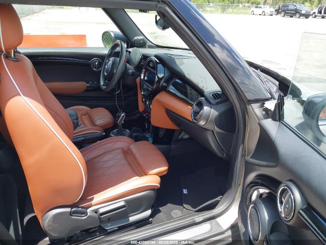 WMWWJ3C06M3M08556 Mini Convertible Cooper