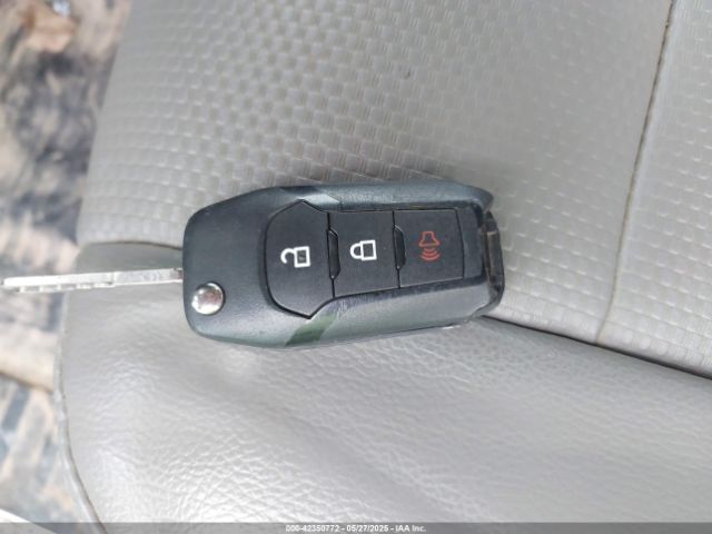 1FTEX1CF3HKC49383 Ford F-150 Xl