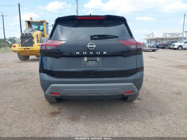 5N1BT3AA8PC878191 Nissan Rogue S Fwd