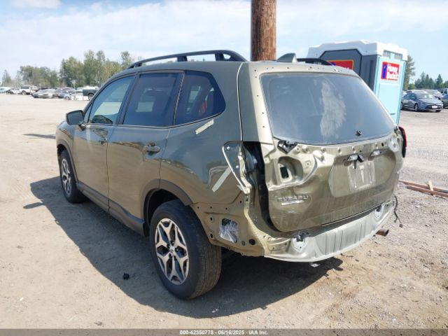2022 SUBARU FORESTER JF2SKAEC9NH486863 Photo 2