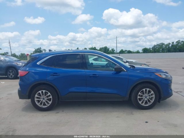 1FMCU9BZ4NUA48825 Ford Escape Se Hybrid