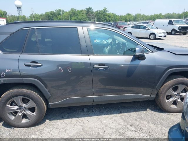 2T3P1RFV4PC390577 Toyota Rav4 Xle