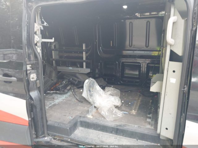 1FTYE2Y85LKA46796 Ford Transit-150
