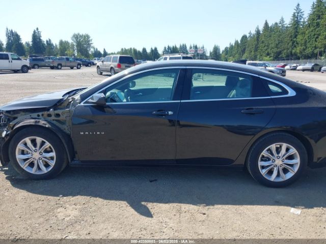 1G1ZD5STXMF011695 Chevrolet Malibu Fwd Lt