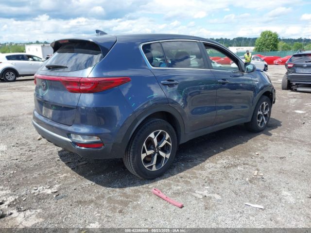 2021 KIA SPORTAGE KNDPMCAC2M7852098 Photo 3
