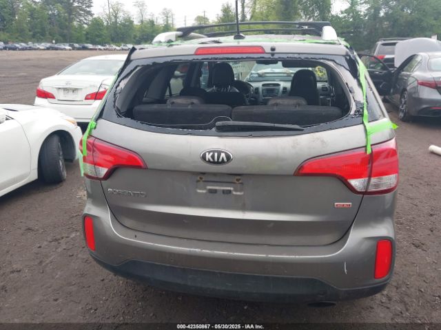 5XYKTDA7XEG477409 KIA Sorento Lx V6