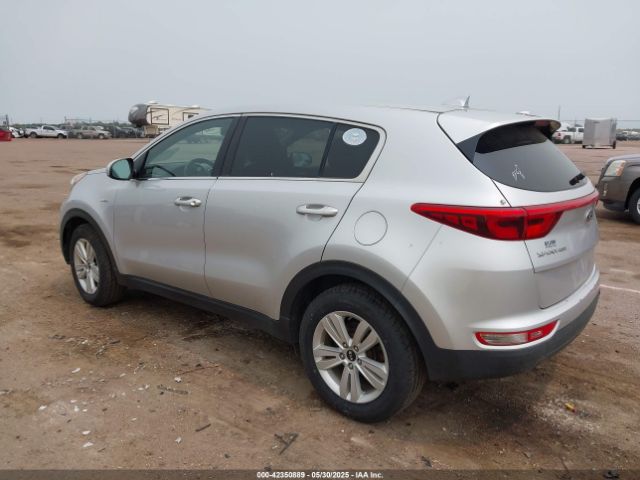 KNDPMCAC7H7055707 KIA Sportage Lx