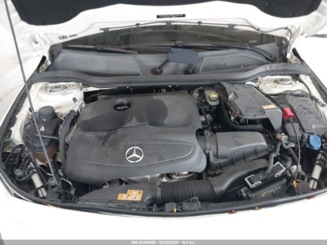 2016 MERCEDES-BENZ CLA 250 WDDSJ4EB3GN299185 Photo 9