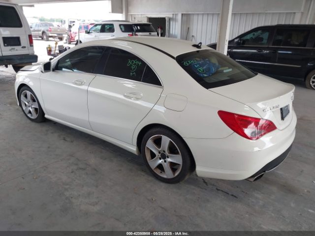 2016 MERCEDES-BENZ CLA 250 WDDSJ4EB3GN299185 Photo 2