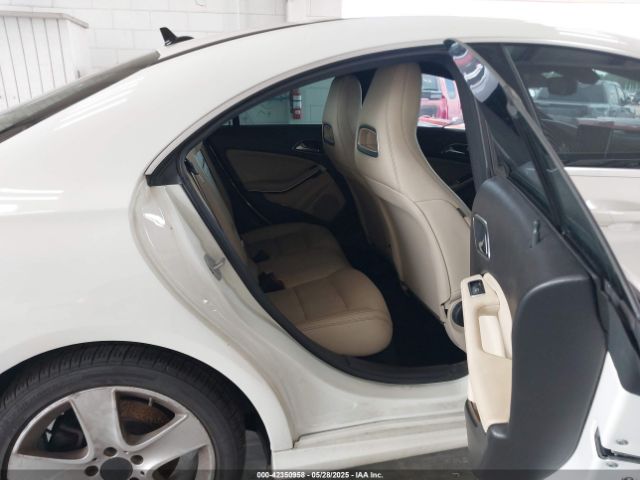 2016 MERCEDES-BENZ CLA 250 WDDSJ4EB3GN299185 Photo 7