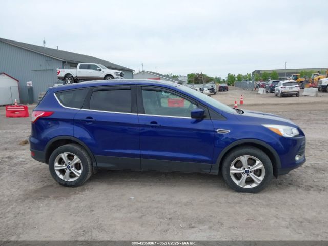 1FMCU9GX3GUA50964 Ford ESCAPE SE