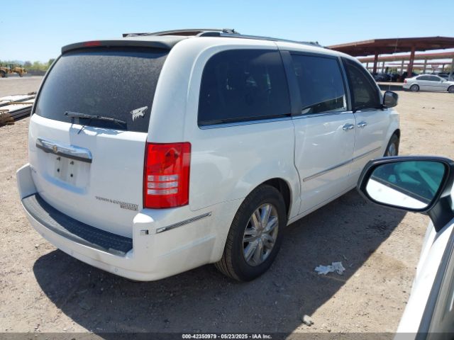 2010 CHRYSLER TOWN & COUNTRY 2A4RR7DX5AR321935 Photo 3
