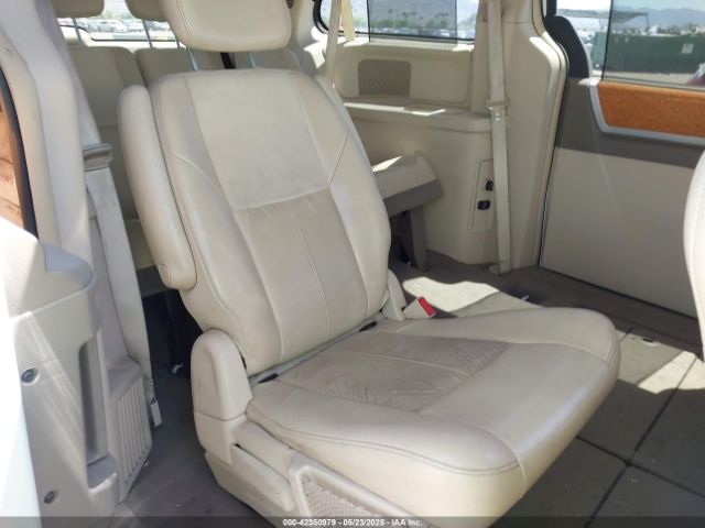 2010 CHRYSLER TOWN & COUNTRY 2A4RR7DX5AR321935 Photo 7