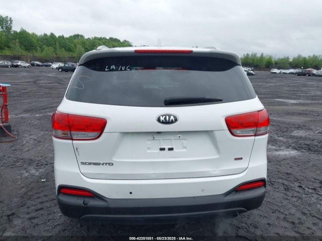 5XYPGDA3XJG429121 KIA Sorento 2.4l Lx