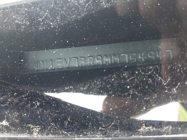 JN1EV7BR9MM754947 Infiniti 3.0l t