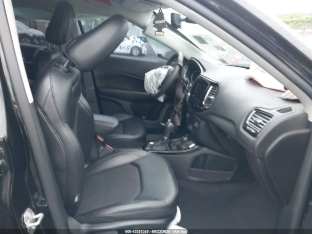 3C4NJDBB6MT590092 Jeep Compass Altitude 4x4