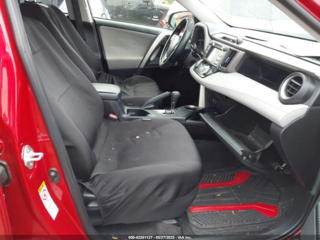 JTMRFREV3FD131293 Toyota Rav4 Xle