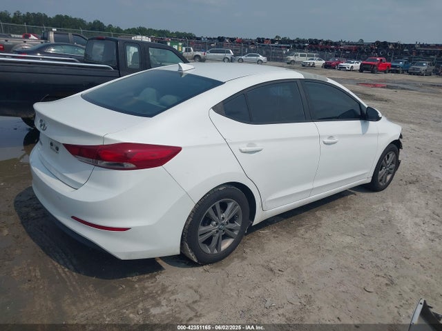 5NPD84LFXHH155008 Hyundai 2017