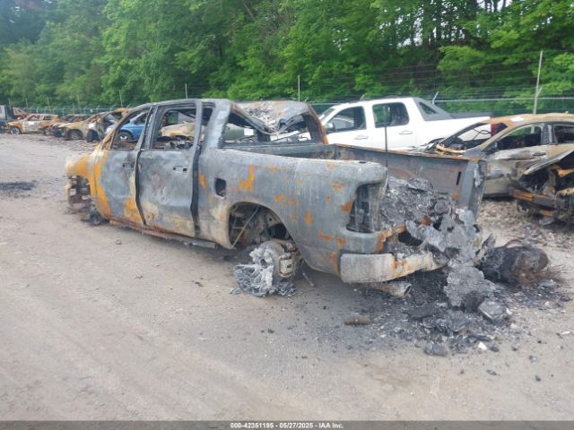 2023 RAM 1500 1C6SRFJM3PN548842 Photo 2