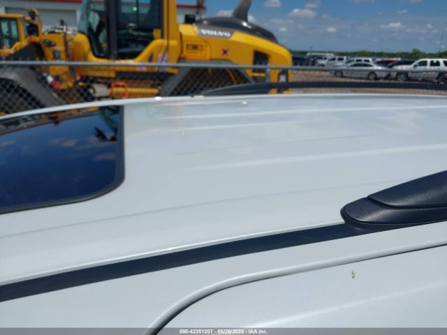 5TDYRKEC9PS163549 Toyota SIENNA XLE