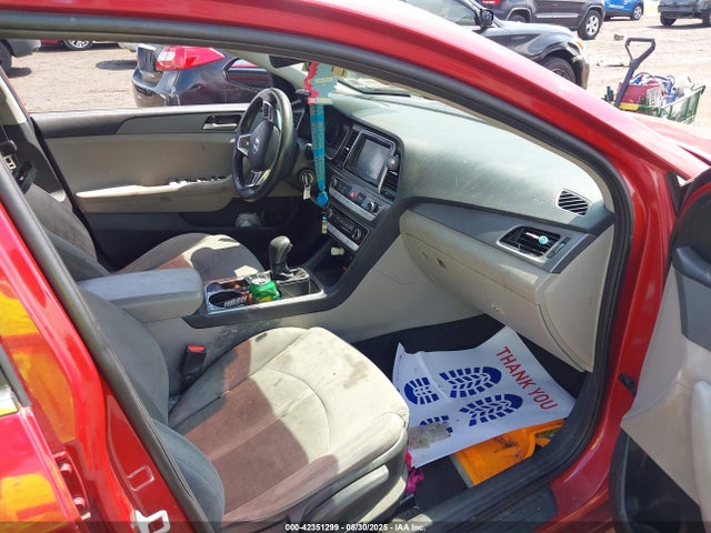 5NPE24AFXJH690659 Hyundai SONATA SE