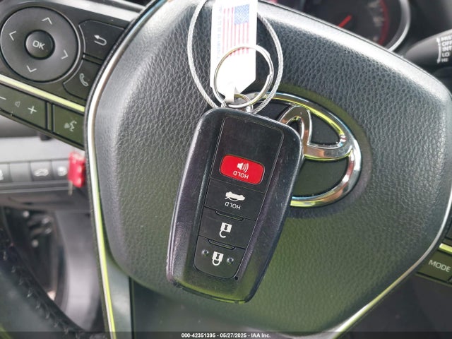 4T1B61HK3JU083500 Toyota CAMRY XSE