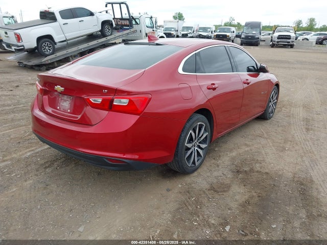 1G1ZE5STXGF318902 Chevrolet MALIBU 1LT